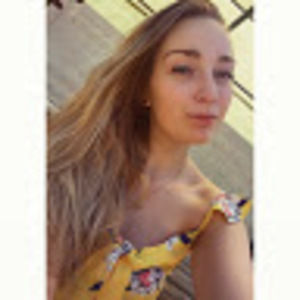 Meet your Posher, Noemie